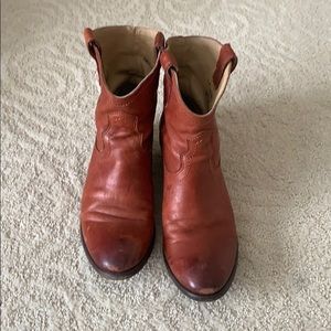 Frye Carson Shortie — Burnt Red